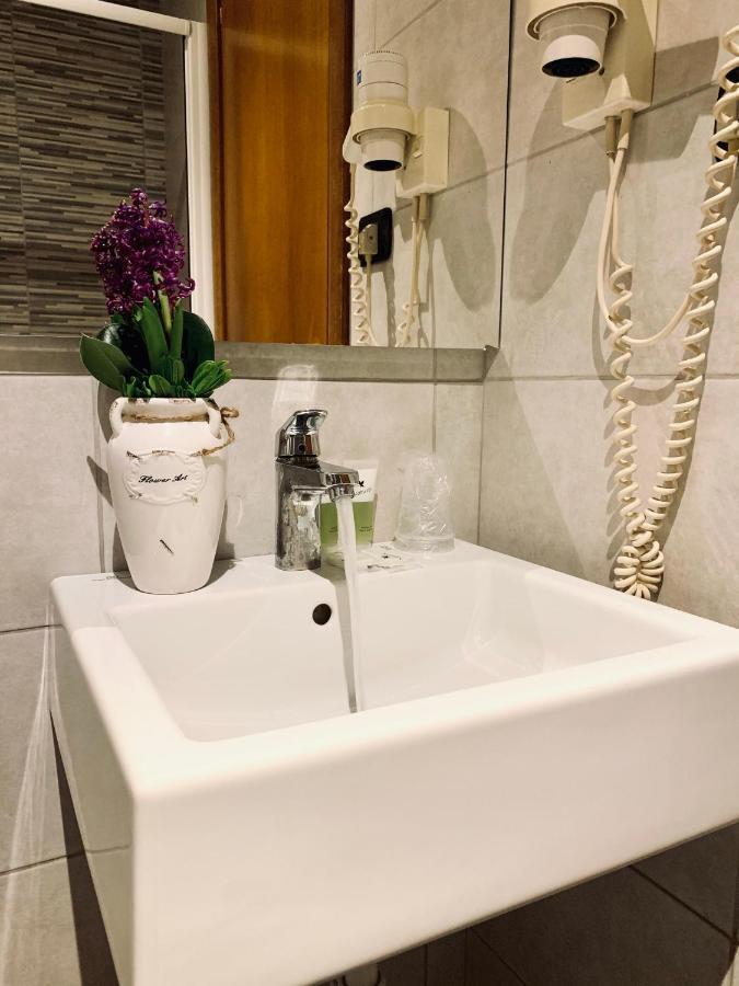 Hotel Astrid Mediolan Zewnętrze zdjęcie